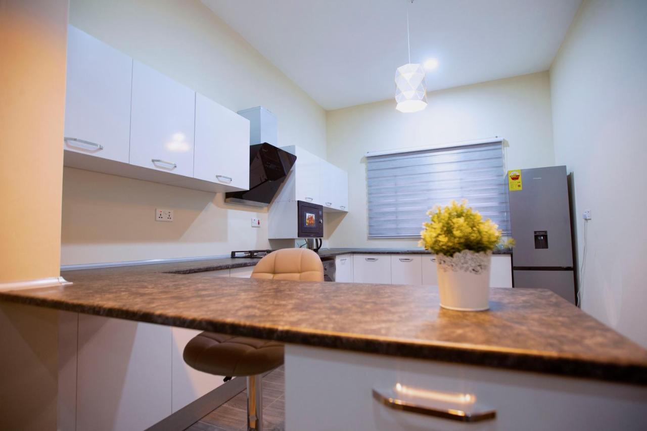 Maple Homes Accra Bagian luar foto
