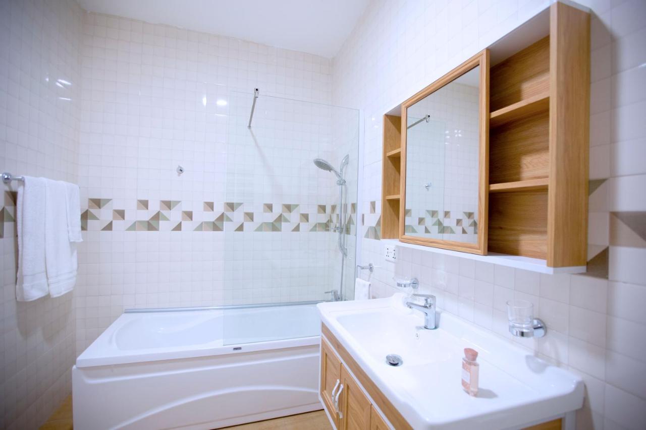 Maple Homes Accra Bagian luar foto